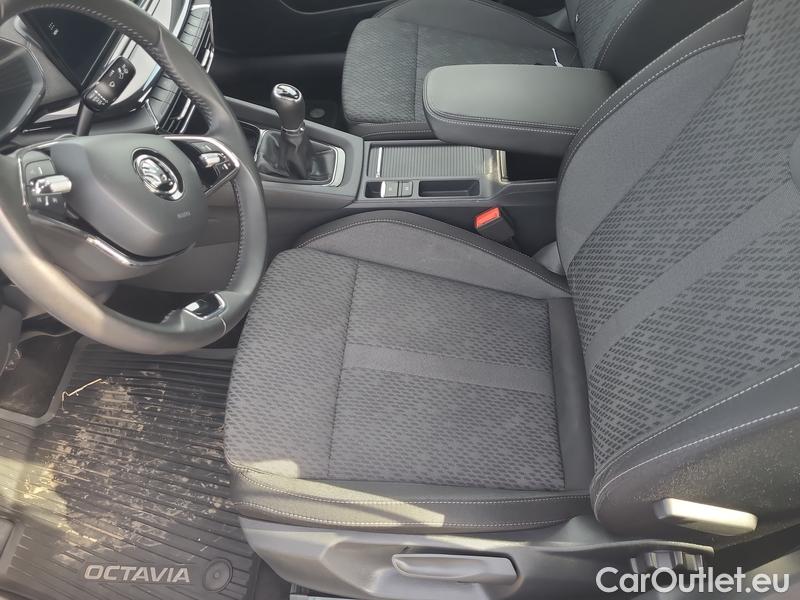  Skoda  Octavia  Lim. (NX3)(2020)  2.0TDI 85 Style 5d #18