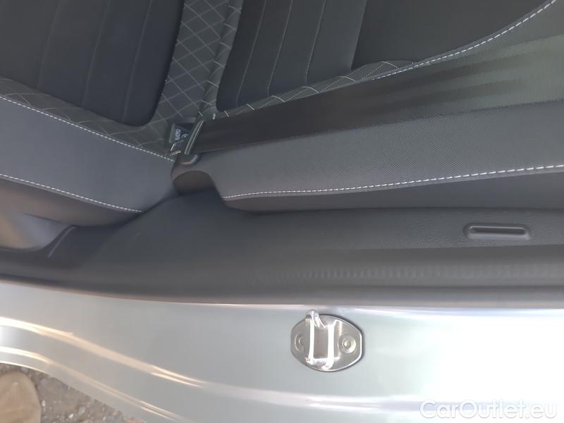  Skoda  Fabia  Combi (2015) Com.1.0TSI 70 Ambition 5d #18