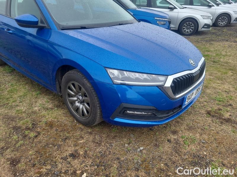  Skoda  Octavia  Combi (NX3)(2020) Oct.Combi 2.0TDI 85 Ambition #1