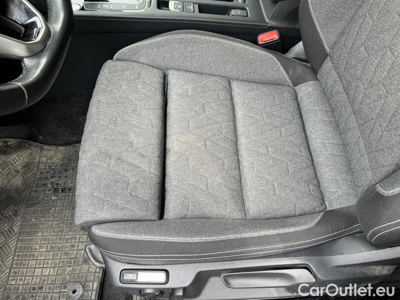  Volkswagen  Passat  Variant (CJ5) (2023) Pas.Var.1.5TSI Business AT #6