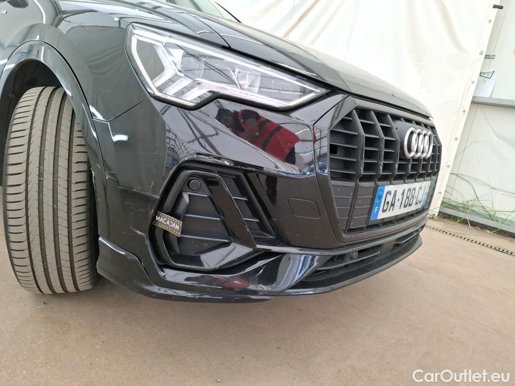  Audi  Q3 AUDI  / 2018 / 5P / SUV 35 TFSI 150 MHEV S TRONIC S LINE #24