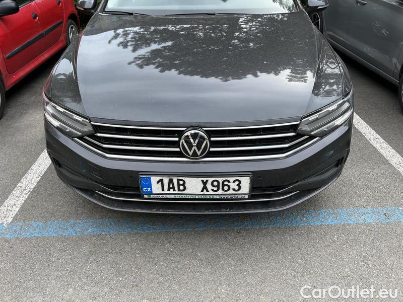  Volkswagen  Passat  Variant (CJ5) (2023) Pas.Var.1.5TSI Business AT #3