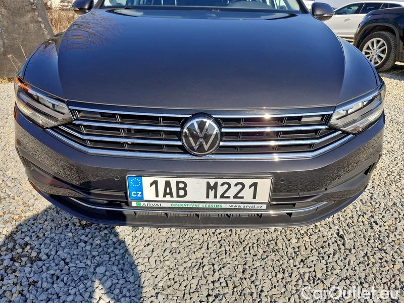  Volkswagen  Passat  Variant (CJ5) (2023) Pas.Var.1.5TSI Business AT #3