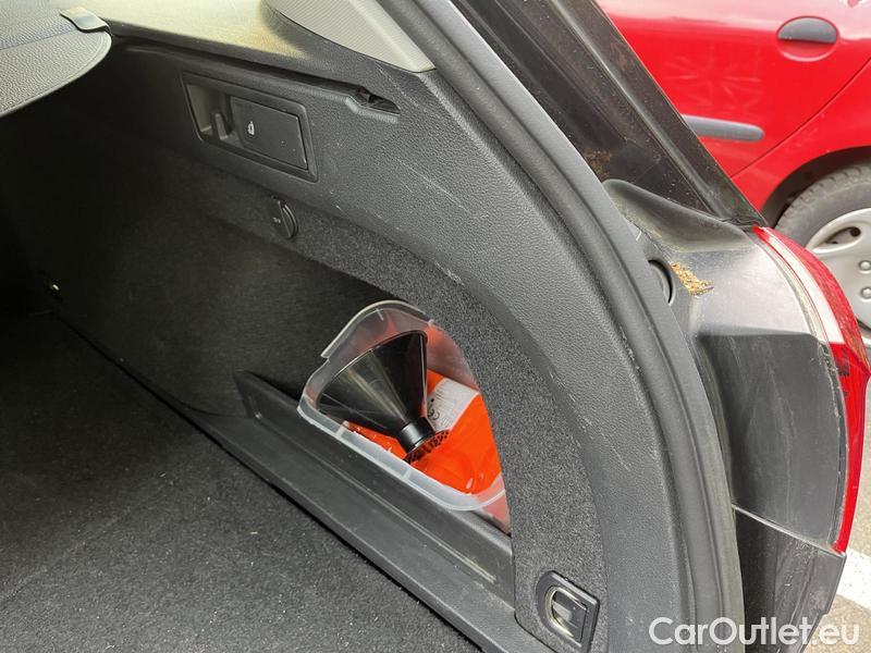  Volkswagen  Passat  Variant (CJ5) (2023) Pas.Var.1.5TSI Business AT #14