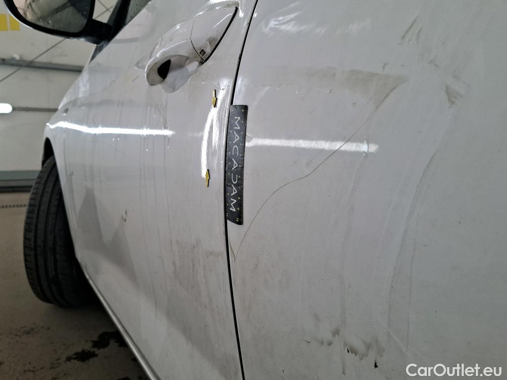  Hyundai  i20 HYUNDAI  / 2020 / 5P / Berline 1.0 T-GDI 100 HYBRID 48V Business DCT-7 #10