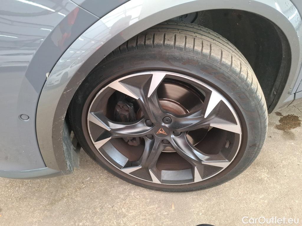  Cupra  Formentor CUPRA  / 2020 / 5P / SUV 1.4 e-HYBRID 245ch DSG6 VZ #1
