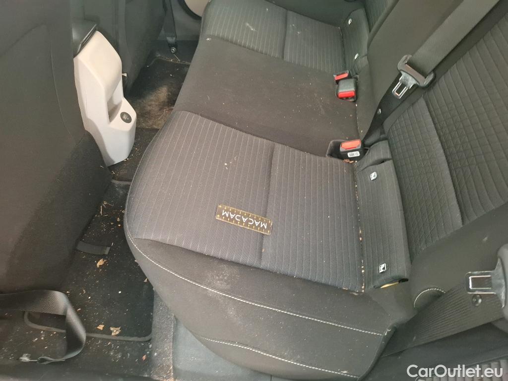  Hyundai  i20 HYUNDAI  / 2020 / 5P / Berline 1.0 T-GDI 100 HYBRID 48V Business DCT-7 #36