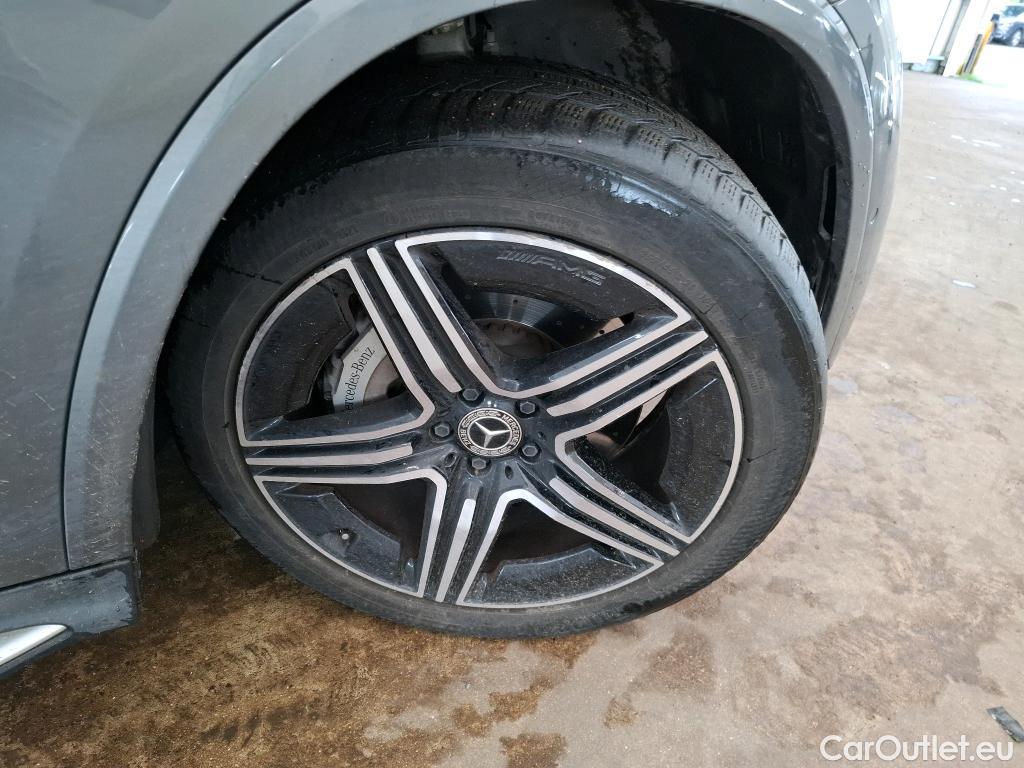  Mercedes  GLC MERCEDES-BENZ  / 2022 / 5P / SUV  300 e AMG Line 4MATIC #23