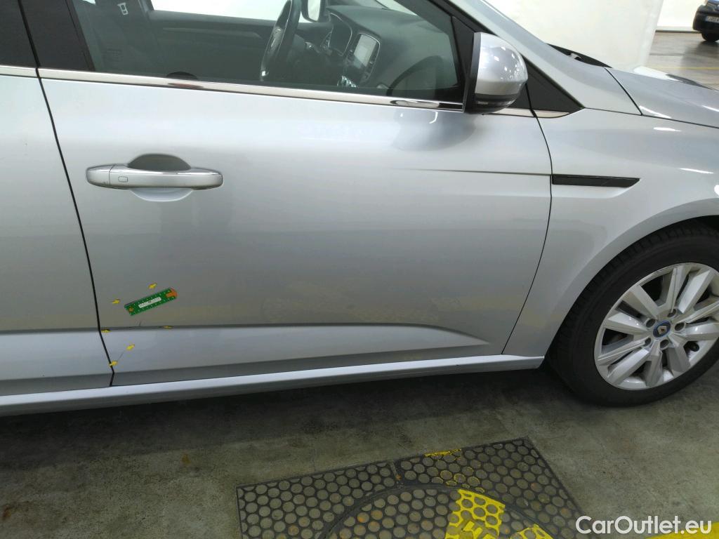  Renault  Megane Mégane Estate / 2020 / 5P / Break Business E-TECH Plug-in Hybride 160
 #19