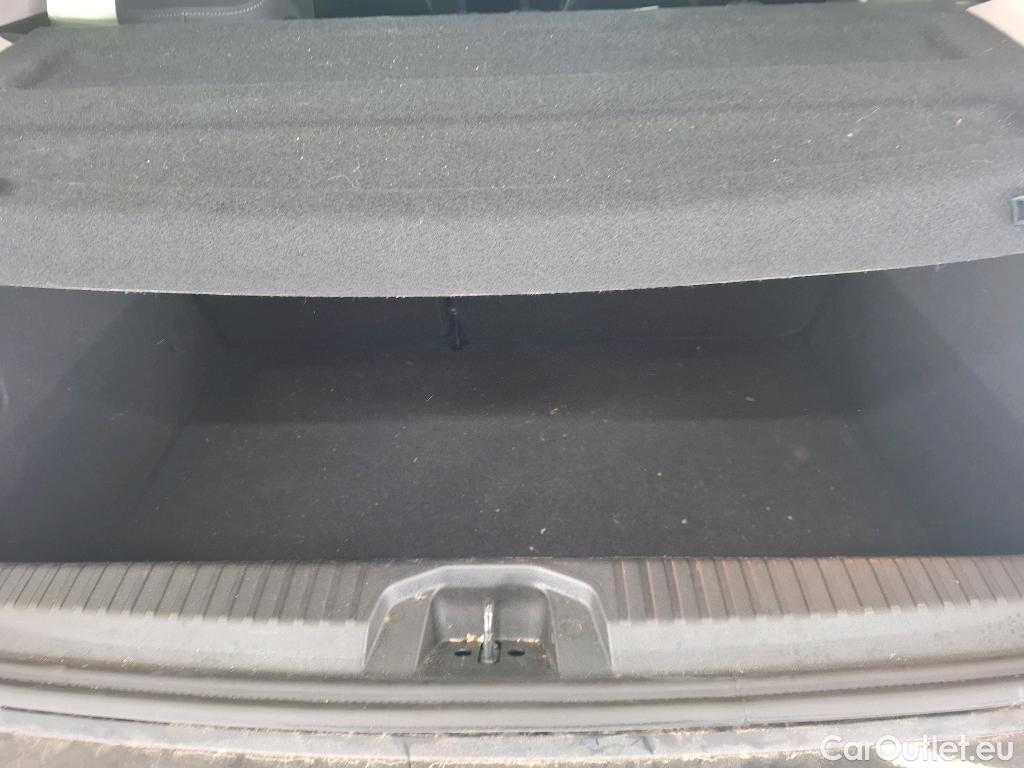  Renault  Clio  V Business 1.6 E-TECH Hybrid 140CV BVA6 E6d #17