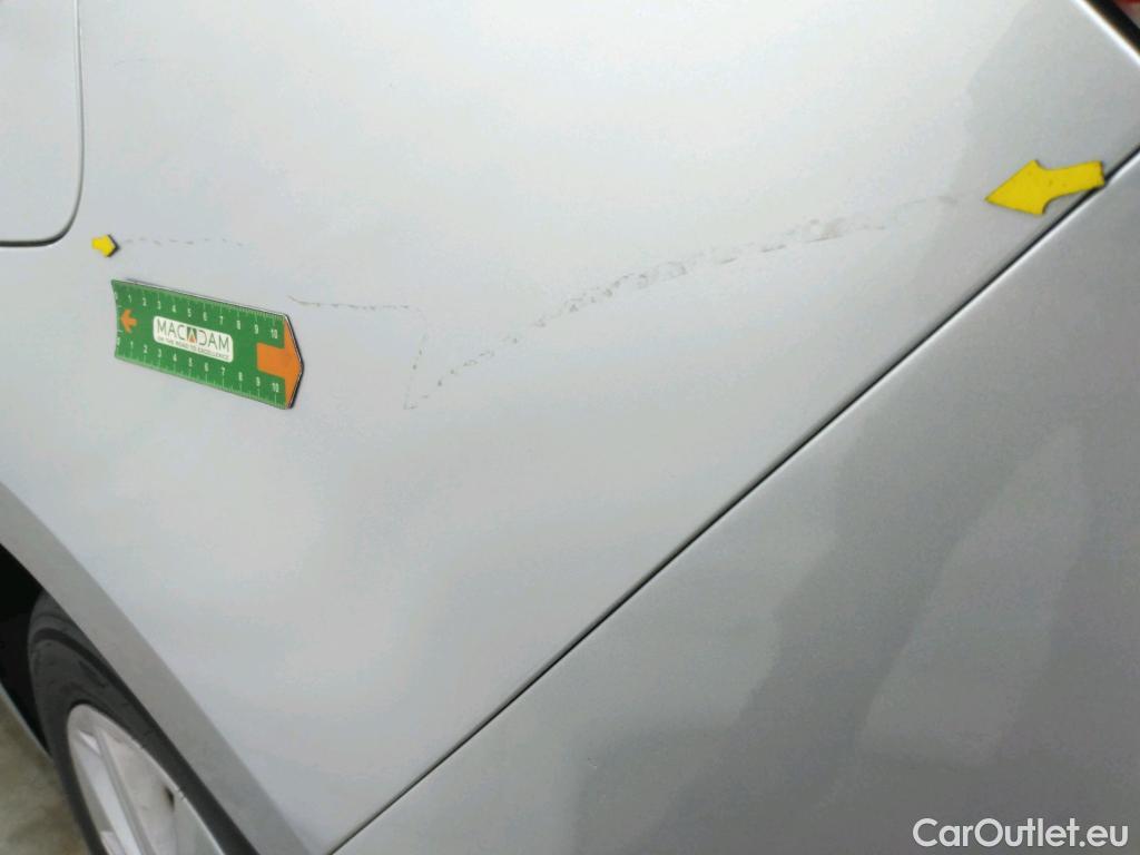  Renault  Megane Mégane Estate / 2020 / 5P / Break Business E-TECH Plug-in Hybride 160
 #8