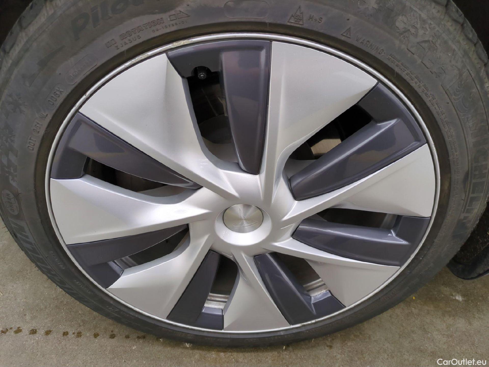  Tesla  Model Y TESLA  / 2020 / 5P / SUV Grande Autonomie Dual-Motor AWD #22