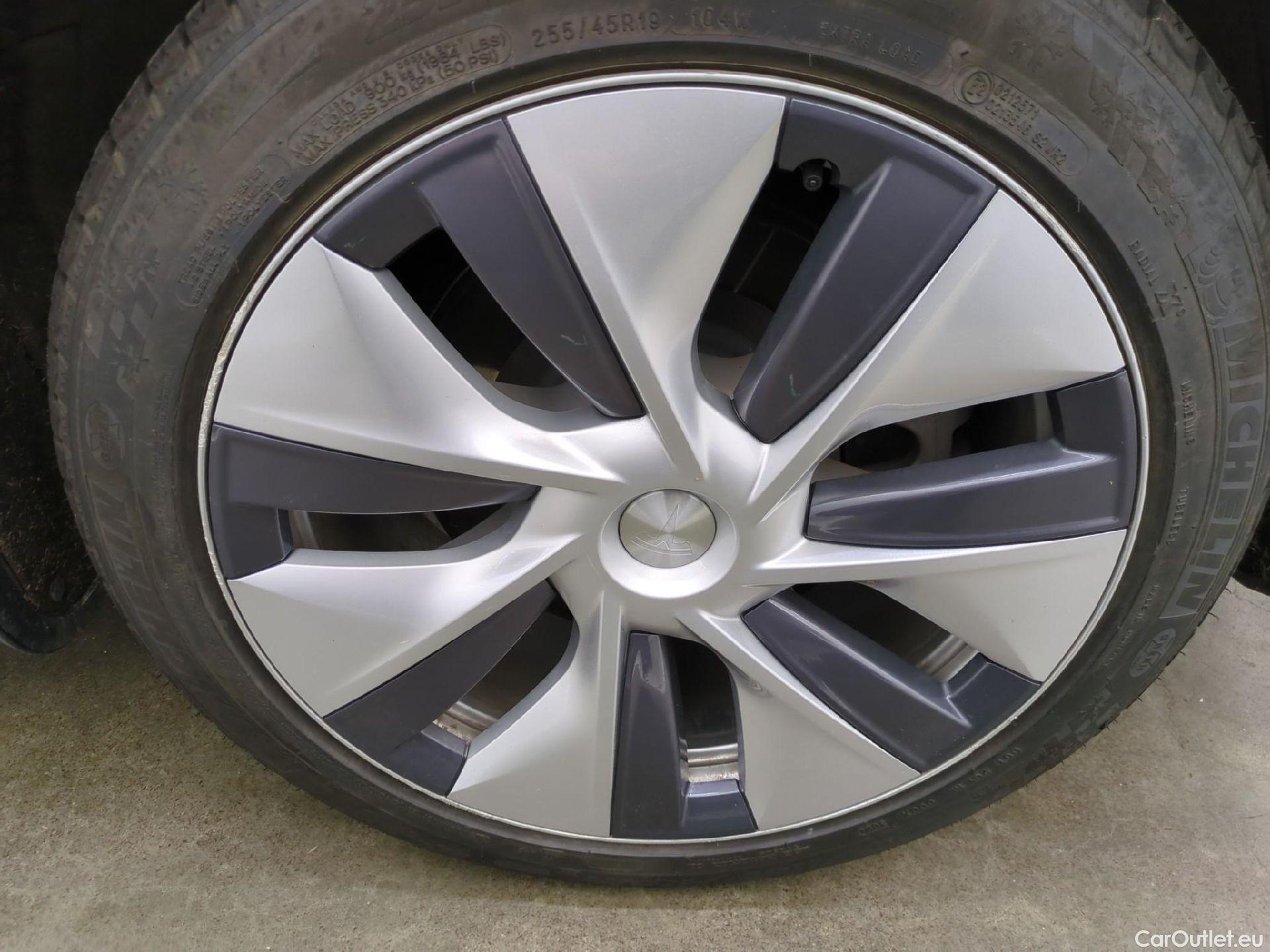  Tesla  Model Y TESLA  / 2020 / 5P / SUV Grande Autonomie Dual-Motor AWD #15