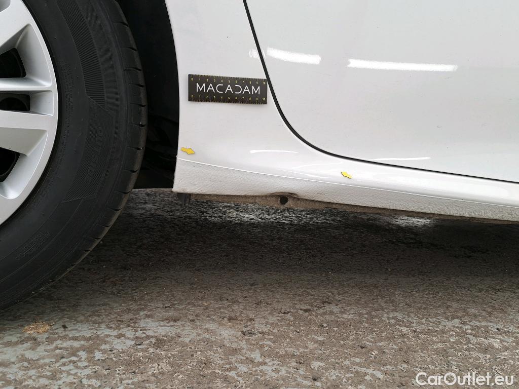  Peugeot  208  Premium 1.5 HDi 100CV BVM6 E6d #8