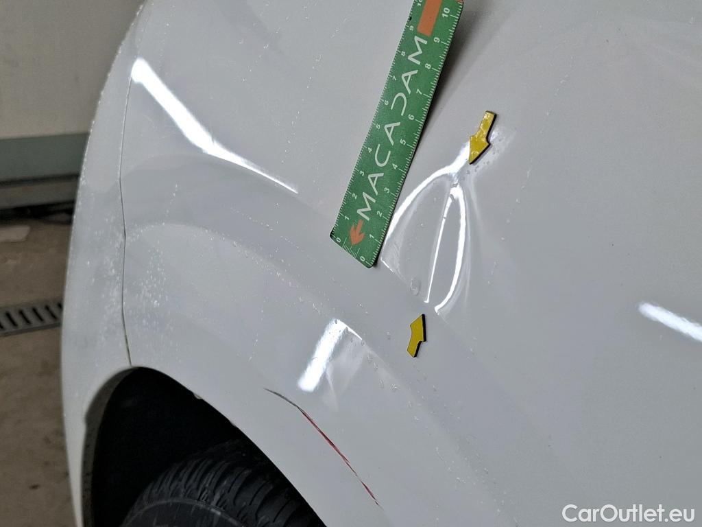  Peugeot  208  Premium 1.5 HDi 100CV BVM6 E6d #2
