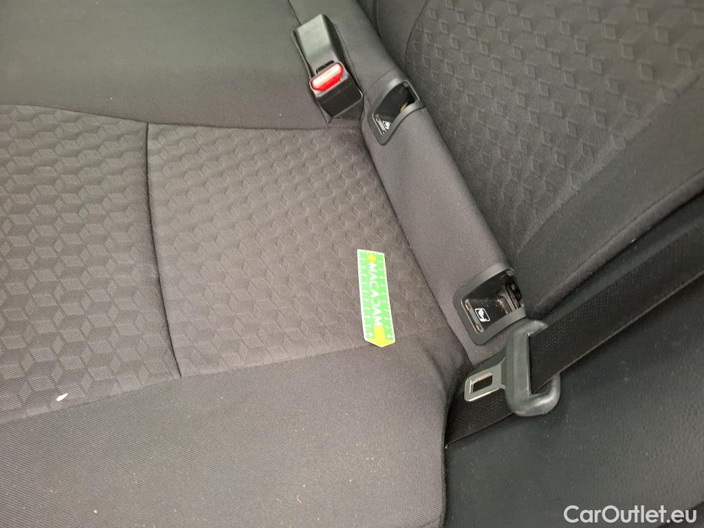  Toyota  Yaris TOYOTA  Hybride / 2019 / 5P / Berline Hybride 116h Dynamic Business Beyond Zer #13