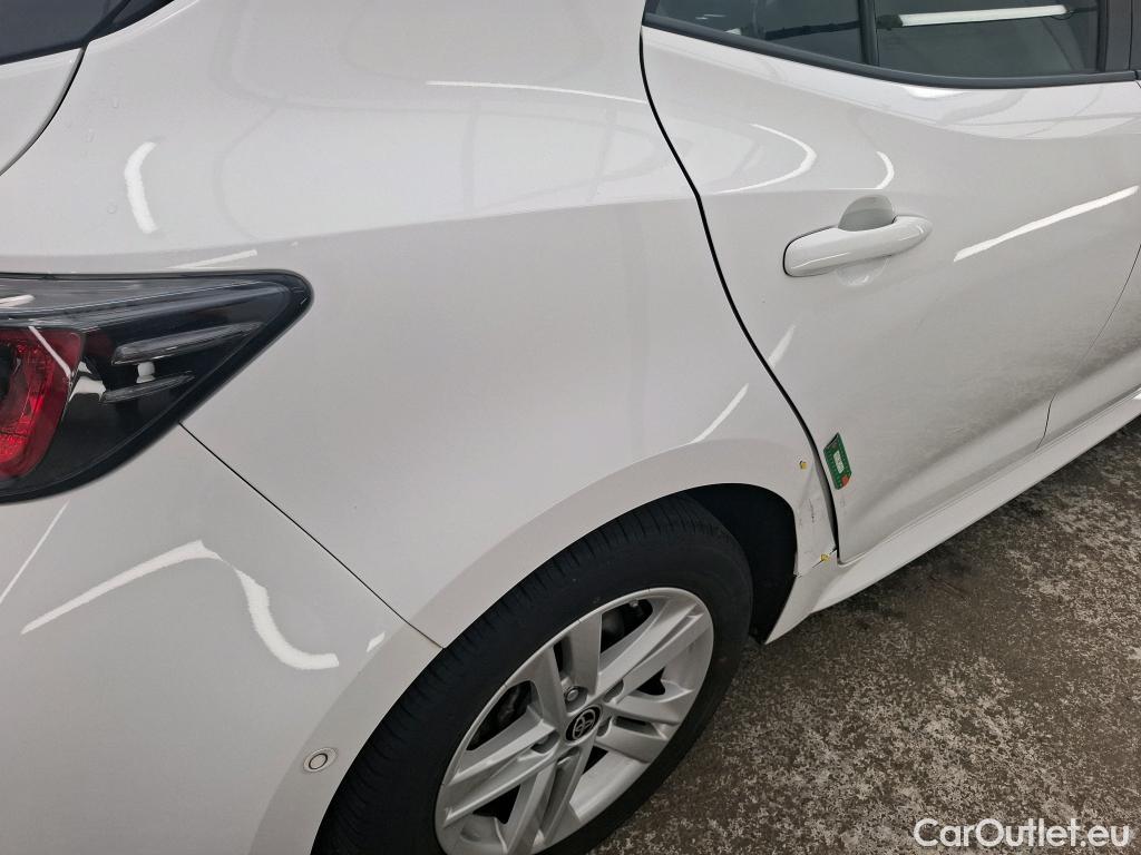  Toyota  Corolla TOYOTA  / 2018 / 5P / Berline Hybride 122h Dynamic Business Beyond Zer #1