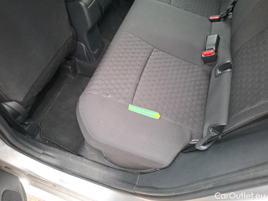  Toyota  Yaris TOYOTA  Hybride / 2019 / 5P / Berline Hybride 116h Dynamic Business Beyond Zer #9