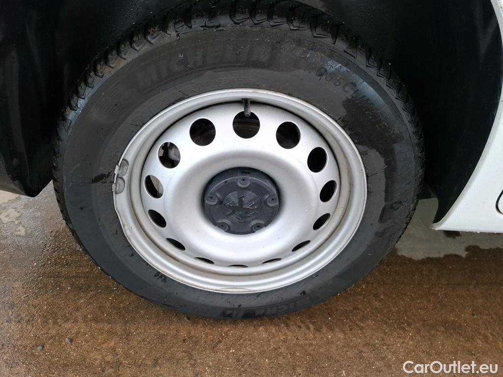  Peugeot  Partner  Asphalt L1 1.2 PureTech 130CV BVA8 E6d #19