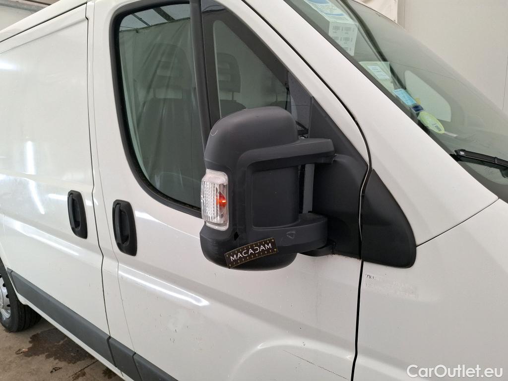  Peugeot  Boxer PEUGEOT  VU 4p Fourgon 2.0 BLUEHDI 110 PREMIUM 330 L1H1 #18
