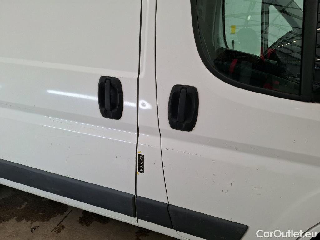  Peugeot  Boxer PEUGEOT  VU 4p Fourgon 2.0 BLUEHDI 110 PREMIUM 330 L1H1 #63