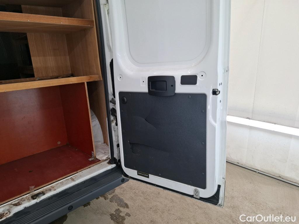  Peugeot  Boxer PEUGEOT  VU 4p Fourgon 2.0 BLUEHDI 110 PREMIUM 330 L1H1 #89