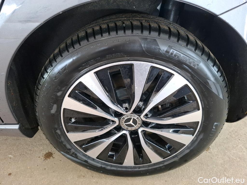  Mercedes  A-Klasse MERCEDES-BENZ Classe A Compact / 2018 / 5P / Berline A 250 e Style Line 8G-DCT #41