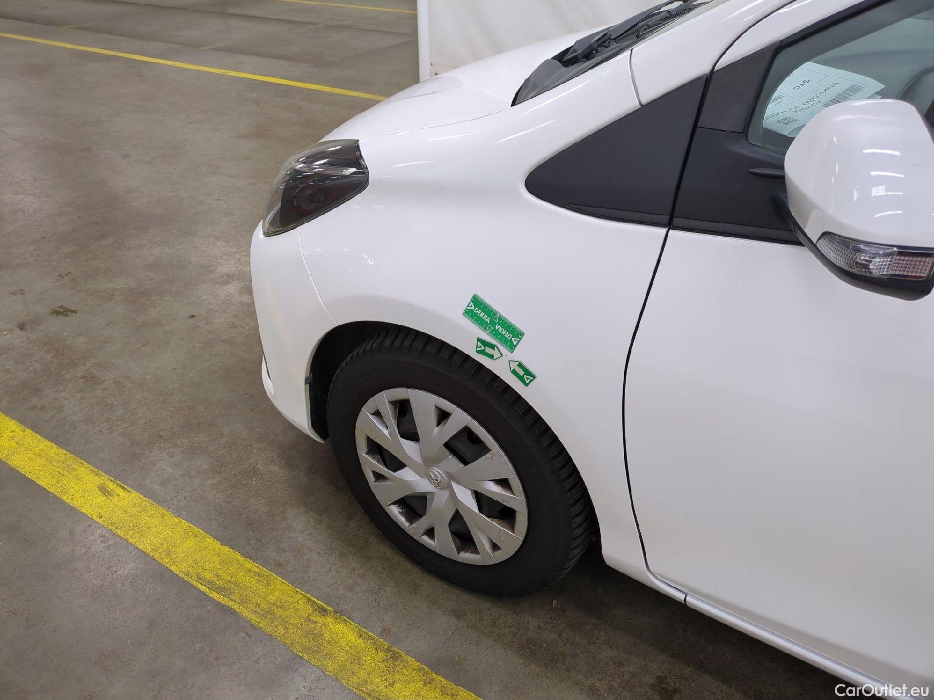  Toyota  Yaris TOYOTA  / 2017 / 5P / Berline 110 VVT-i CVT France Business #12