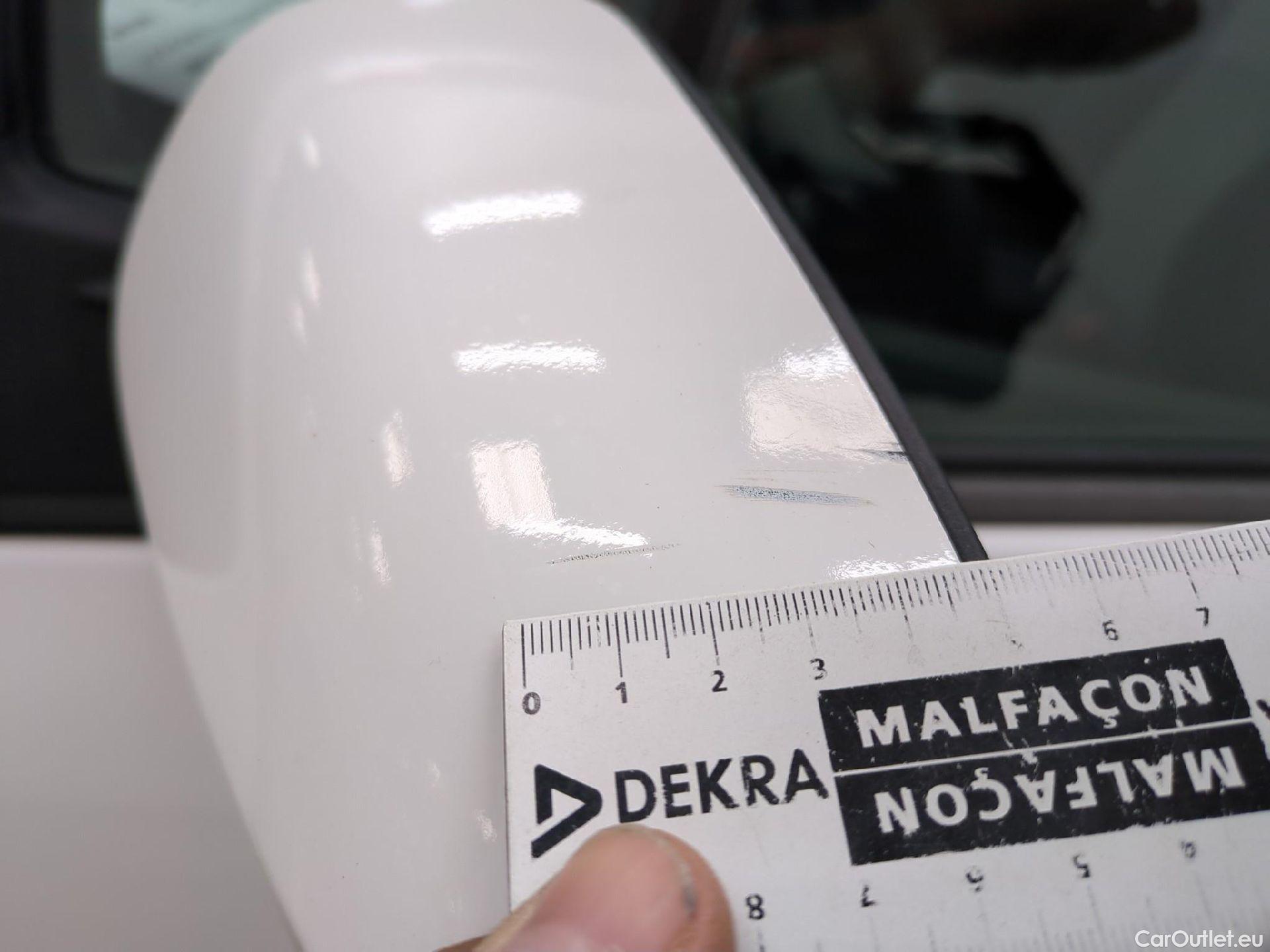  Toyota  Yaris TOYOTA  / 2017 / 5P / Berline 110 VVT-i CVT France Business #8