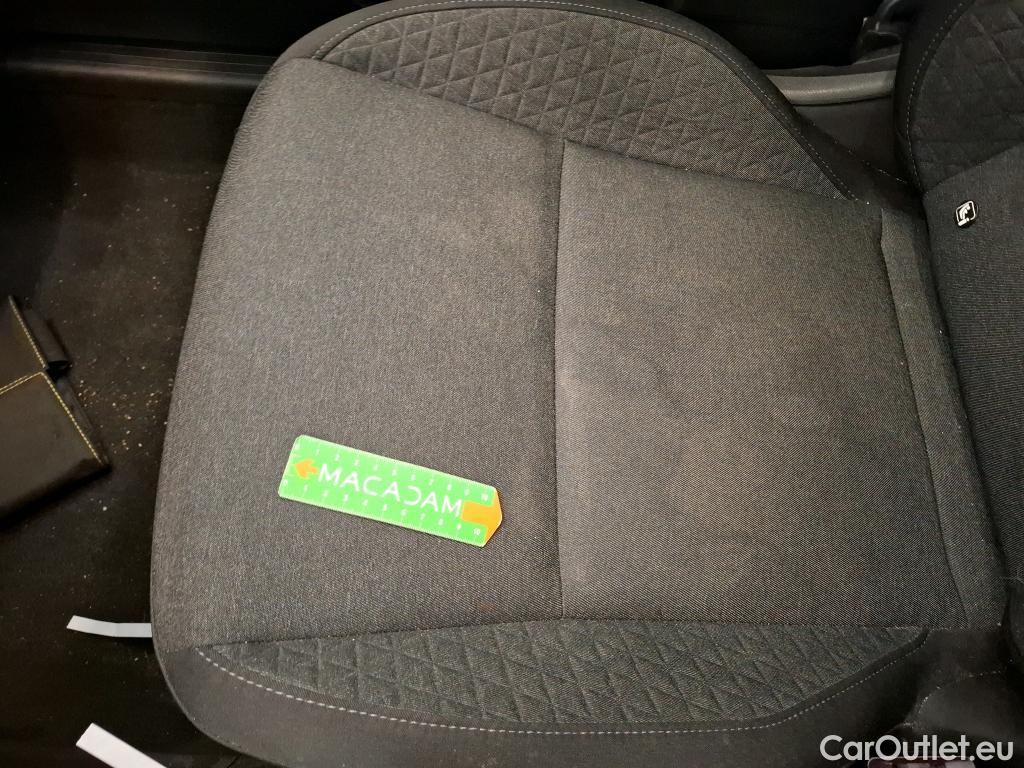  Renault  Clio  V Business 1.6 E-TECH Hybrid 140CV BVA6 E6d #17