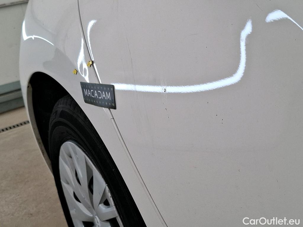  Toyota  Yaris TOYOTA  Hybride / 2019 / 5P / Berline Hybride 116h Dynamic #14