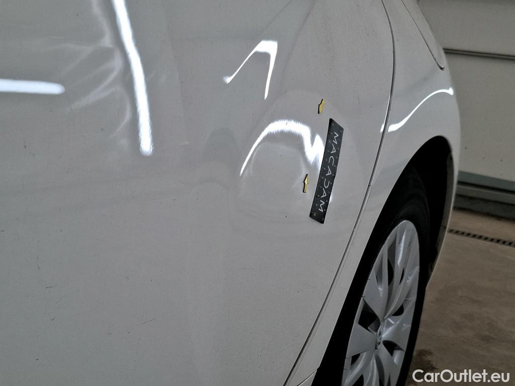  Toyota  Yaris TOYOTA  Hybride / 2019 / 5P / Berline Hybride 116h Dynamic #4