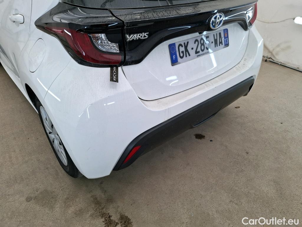  Toyota  Yaris TOYOTA  Hybride / 2019 / 5P / Berline Hybride 116h Dynamic #9
