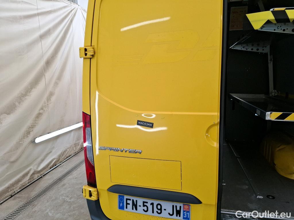  Mercedes  Sprinter MERCEDES-BENZ  / 2018 / 4P / Fourgon tôlé 314 CDI Emp 3665 3.5T #25