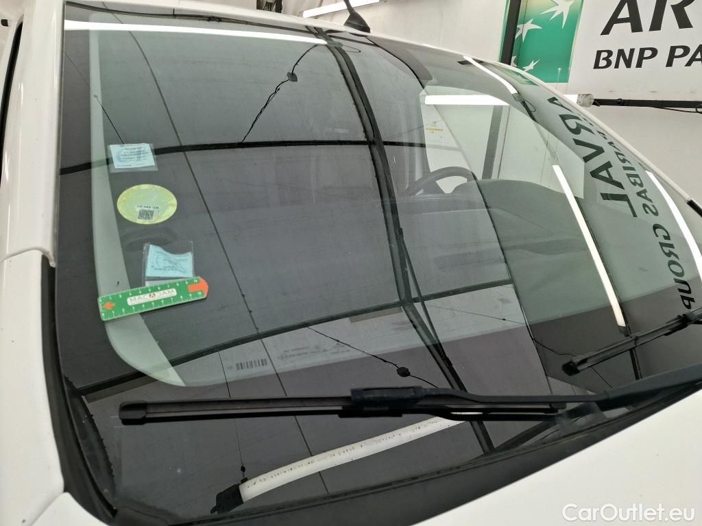 Peugeot  Expert  Fourgon Premium L2 1.5 HDi 120CV BVM6 E6d #56