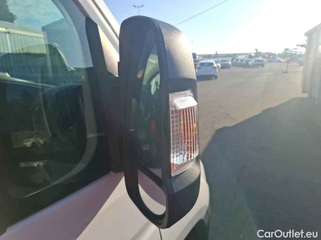  Peugeot  Boxer PEUGEOT  / 2014 / 4P / Fourgon tôlé BlueHDi 120 S&S ASPHALT 333 L2H2 #10