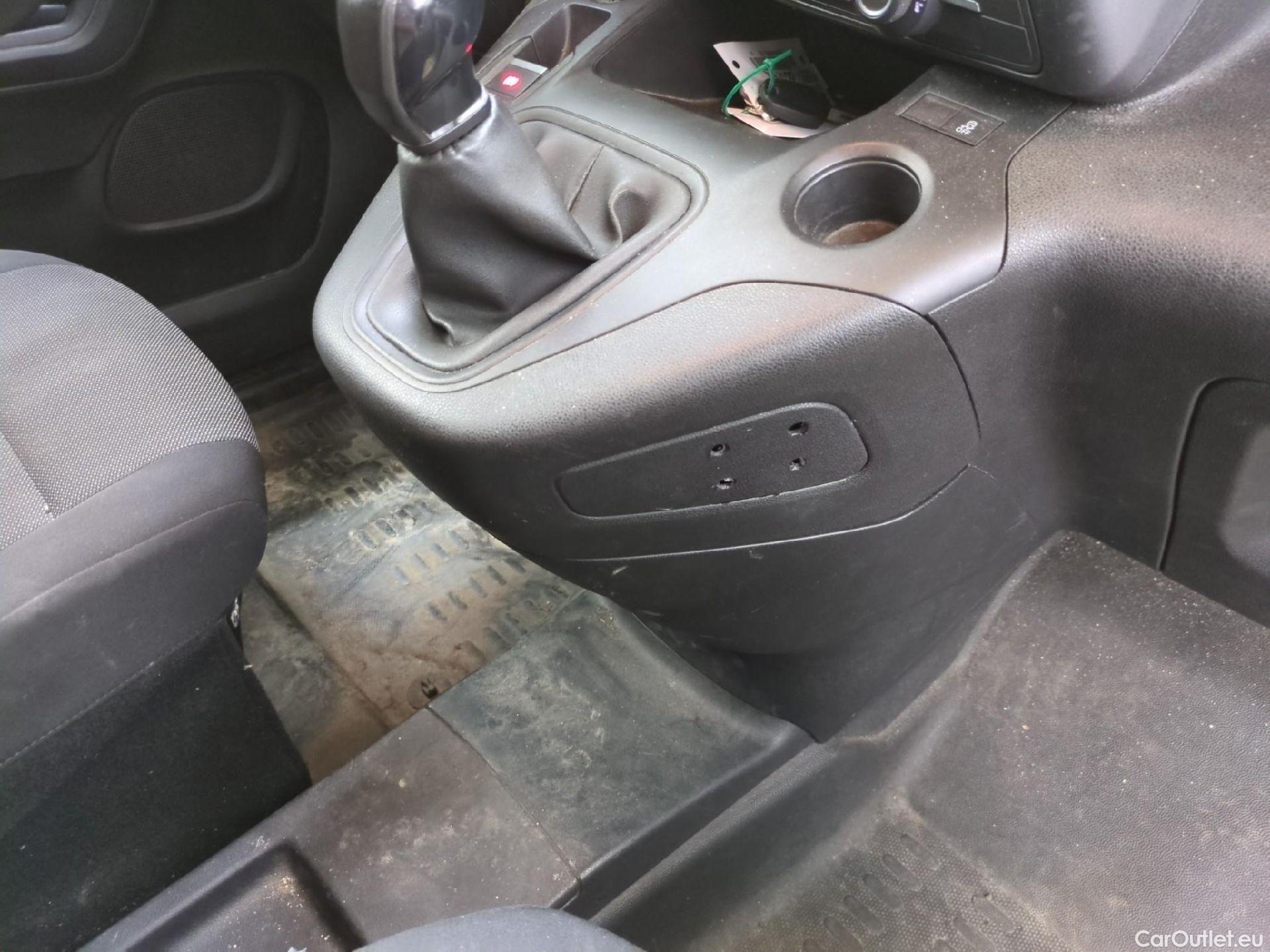  Citroen  Berlingo  Fourgon Club M 650 1.5 BlueHDi 75CV BVM5 E6dT #2