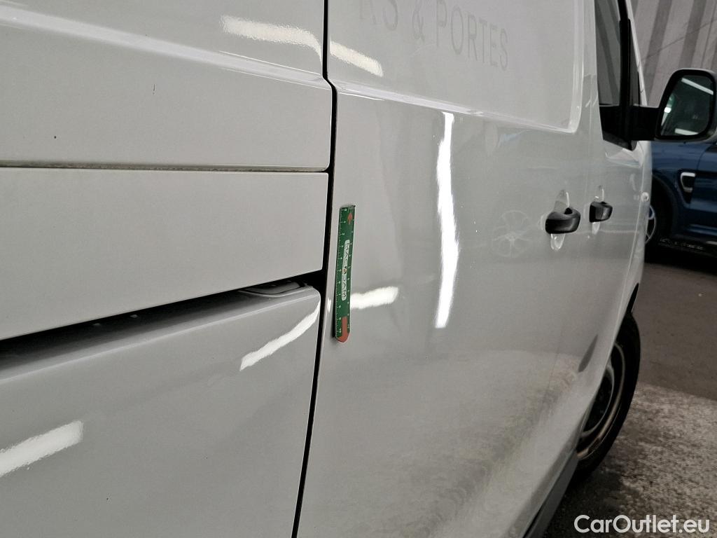 Peugeot  Expert  Fourgon Premium L2 1.5 HDi 120CV BVM6 E6d #22