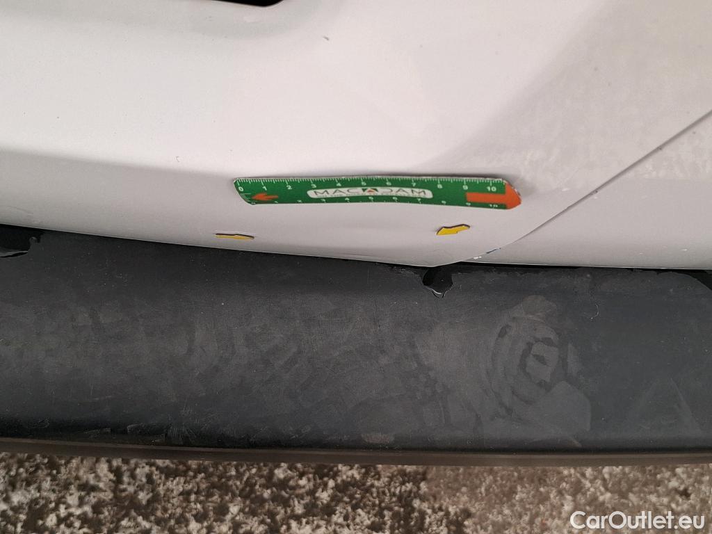  Peugeot  Expert  Fourgon Premium L2 1.5 HDi 120CV BVM6 E6d #45