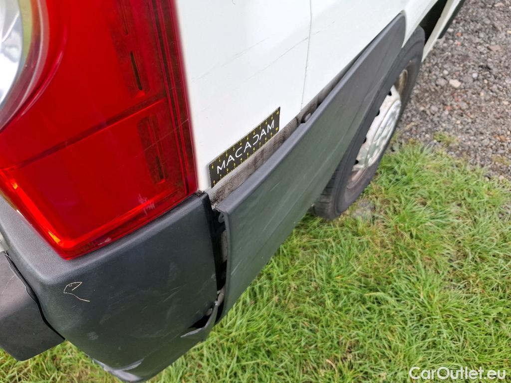  Citroen  Jumper CITROEN  / 2014 / 4P / Fourgon tôlé 33 L1H1 BlueHDi 120 S&S BVM6 Club #114