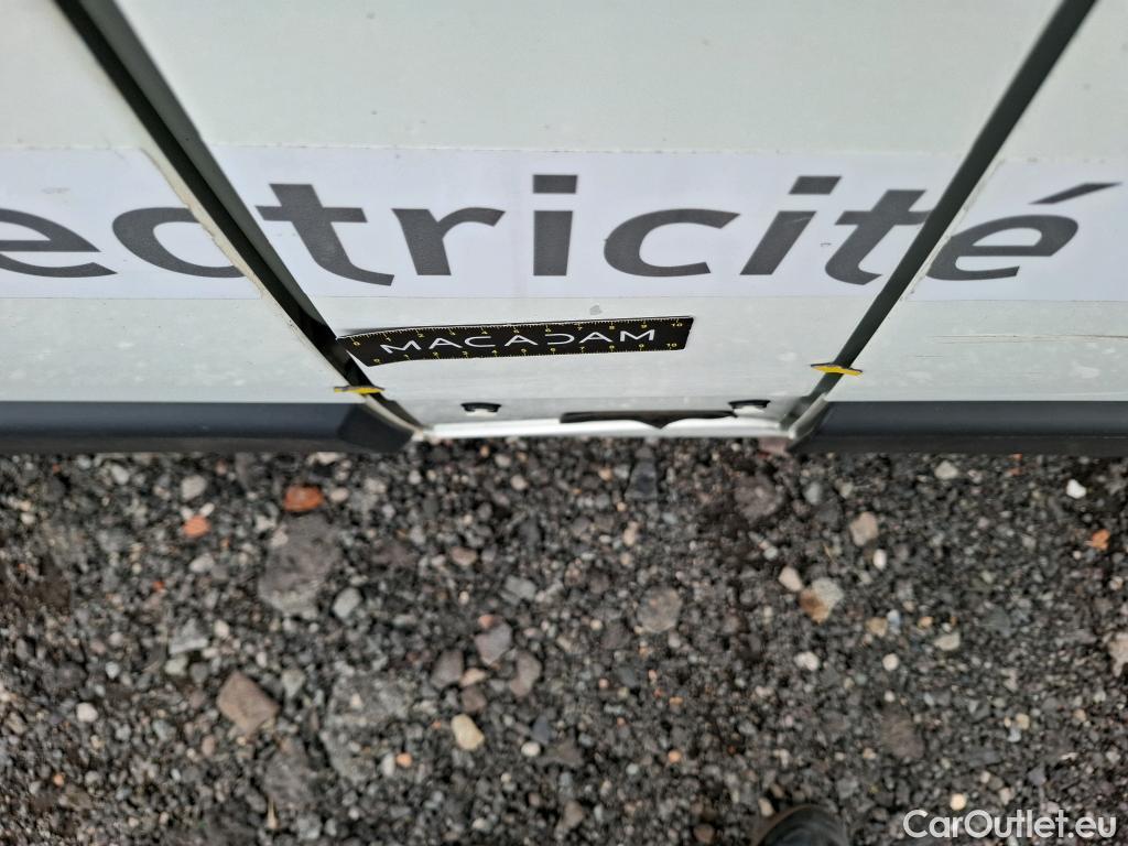  Citroen  Jumper CITROEN  / 2014 / 4P / Fourgon tôlé 33 L1H1 BlueHDi 120 S&S BVM6 Club #40