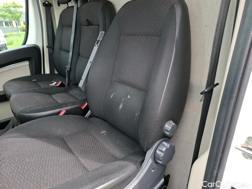  Citroen  Jumper CITROEN  / 2014 / 4P / Fourgon tôlé 33 L1H1 BlueHDi 120 S&S BVM6 Club #89