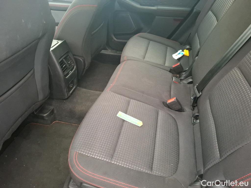  Ford  Kuga FORD  / 2019 / 5P / SUV 1.5 EcoBlue 120 ch auto St Line #33