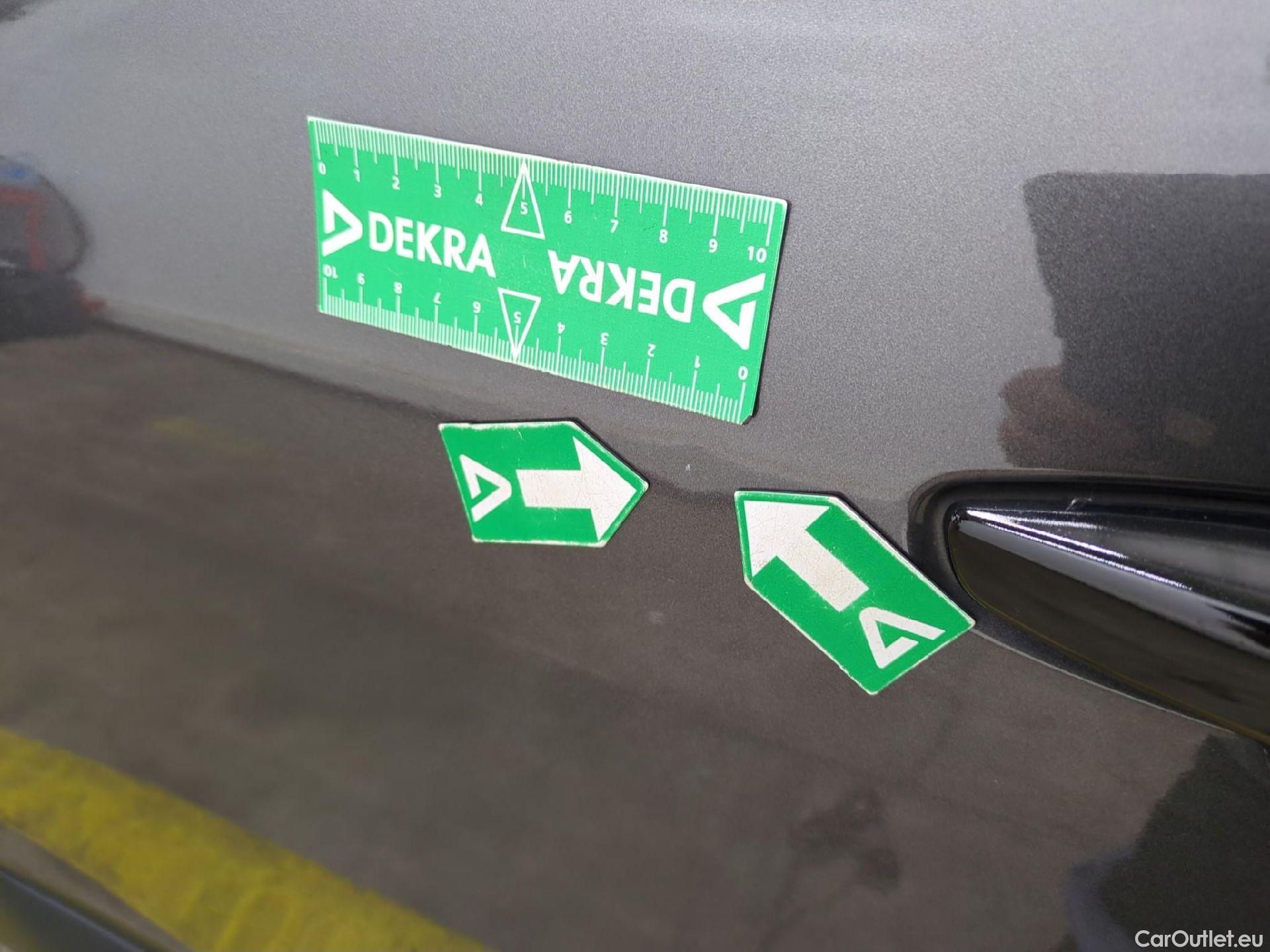  Citroen  C4  Berline Feel 1.2 PureTech 130CV BVA8 6E #5