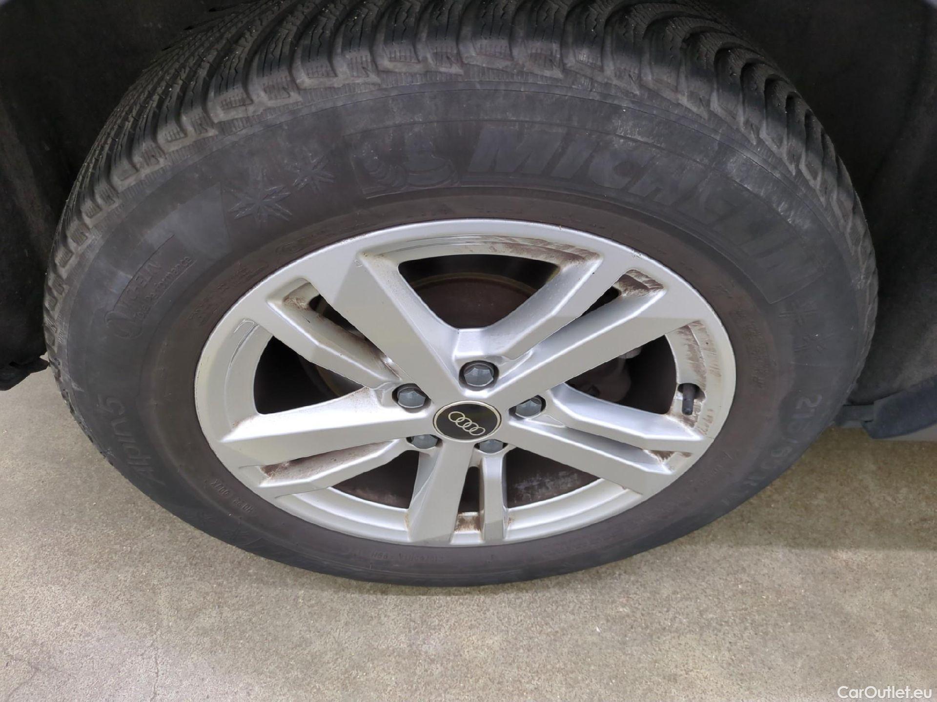  Audi  Q3  35 TDI Design 2.0 TDI 150CV BVA7 E6d #12