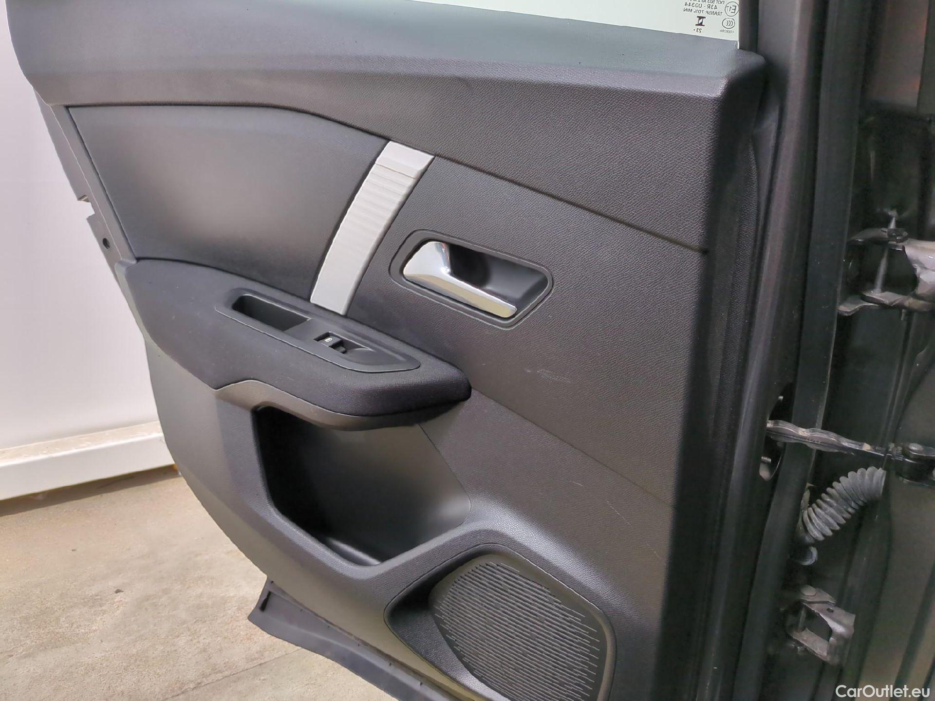  Citroen  C4  Berline Feel 1.2 PureTech 130CV BVA8 6E #28
