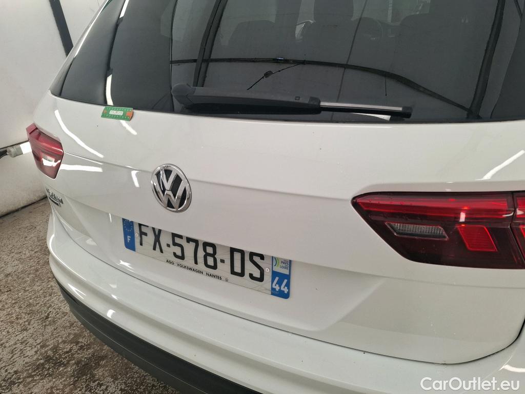  Volkswagen  Tiguan VOLKSWAGEN  Allspace / 2017 / 5P / SUV 2.0 TDI 150 DSG7 United(SP) #11