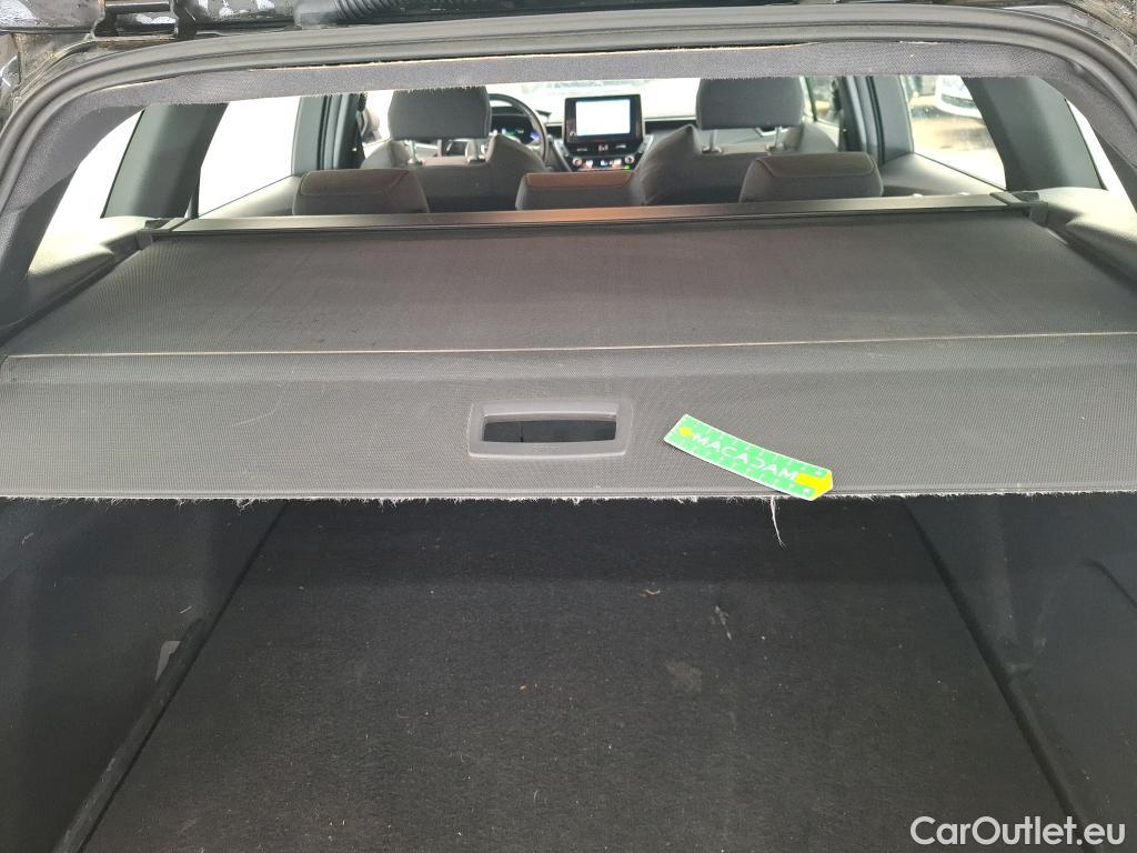  Toyota  Corolla TOYOTA  Touring Sports / 2018 / 5P / Break Hybride 184h Dynamic Business Beyond Zer #26