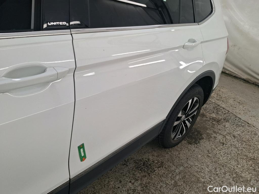  Volkswagen  Tiguan VOLKSWAGEN  Allspace / 2017 / 5P / SUV 2.0 TDI 150 DSG7 United(SP) #8