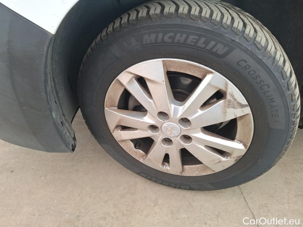  Peugeot  Partner  Asphalt L1 1.6 HDi 100CV BVM5 E6 #4